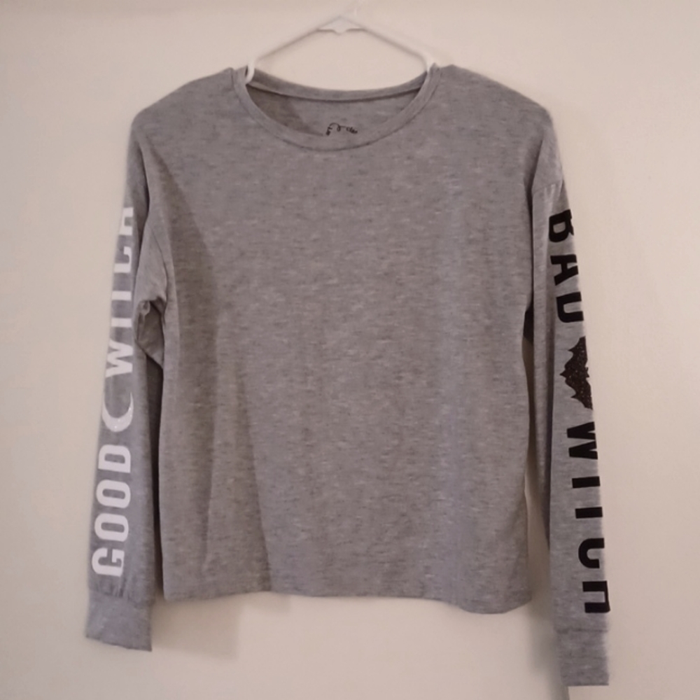 Nwt Art Class witch long sleeve grey shirt